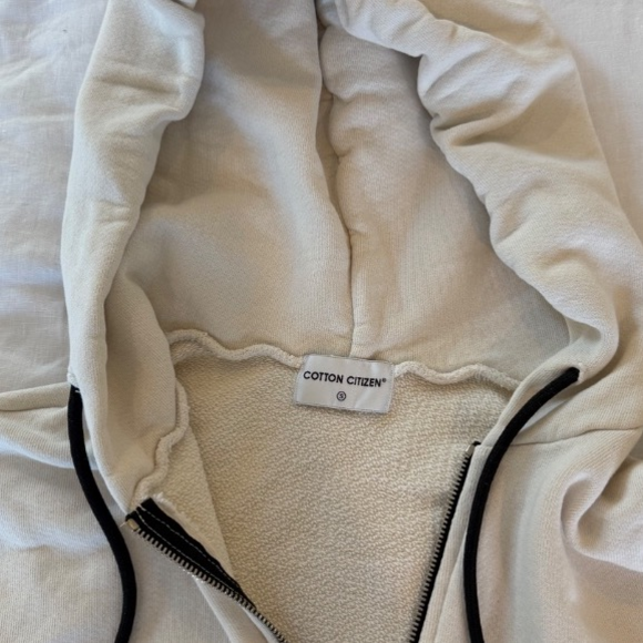 Cotton Citizen — Cropped quarter zip - Picture 2 of 3